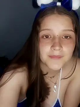 Snapshot of Krysstal_tay chatting on 12-24-24, 12:22 Krysstal tay online show from 12-24-24, 12:22