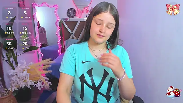 Snapshot of Krysstal_tay chatting on 12-28-24, 12:03 Krysstal tay online show from 12-28-24, 12:03