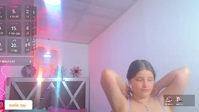 Snapshot of Krysstal_tay chatting on 12-28-24, 06:08 Krysstal tay online show from 12-28-24, 06:08