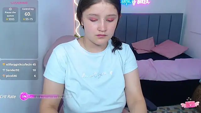 Snapshot of Krysstal_tay chatting on 02-11-25, 06:11 Krysstal tay online show from 02-11-25, 06:11
