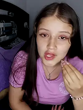 Snapshot of Krysstal_tay chatting on 02-27-25, 10:20 Krysstal tay online show from 02-27-25, 10:20