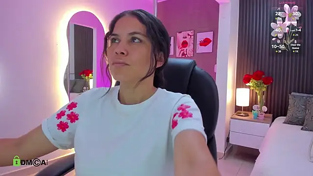 natasha  jackson online show from 04-11-26, 11:58