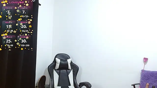 Kiara-Rider online show from 04-06-26, 11:49