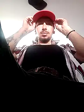 Gatohot23 online show from 12-24-24, 09:44