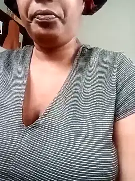 2Sweetysmile online show from 04-07-26, 10:15