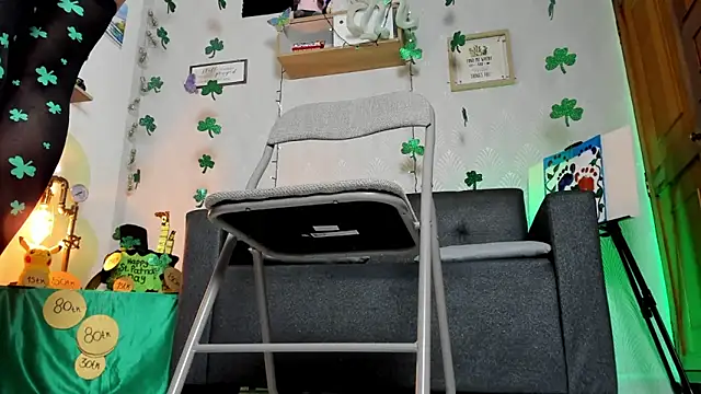 Alaia Love77 online show from 03-17-26, 08:56