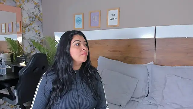 EmaBakker online show from 03-28-26, 07:19