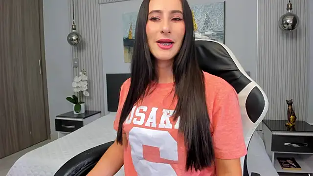 Snapshot of SaraGomez1 chatting on 05-19-26, 12:55 SaraGomez1 online show from 05-19-26, 12:55