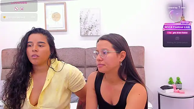 Dilan y Mia online show from 03-08-25, 04:17