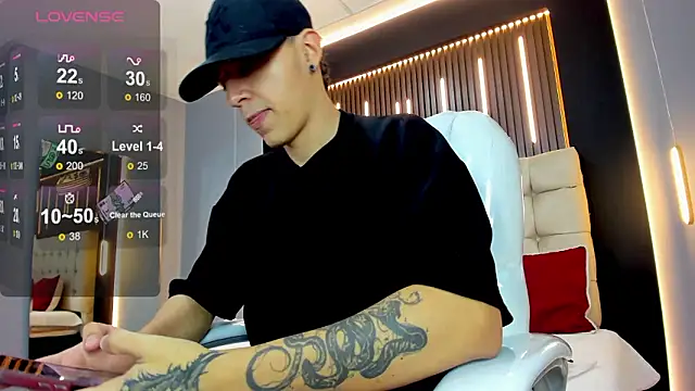 Lobo 17  online show from 02-13-26, 03:46