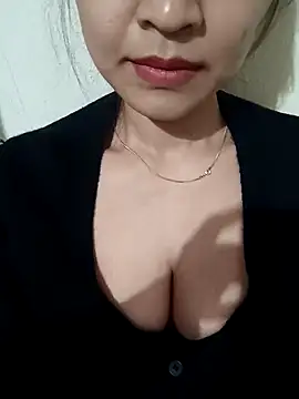 Snapshot of AssAsiancute chatting on 12-28-24, 05:35 AssAsiancute online show from 12-28-24, 05:35
