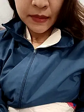 Snapshot of AssAsiancute chatting on 01-26-25, 01:15 AssAsiancute online show from 01-26-25, 01:15