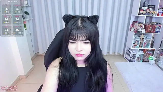 Snapshot of misshoneyxxx chatting on 05-06-26, 03:24 misshoneyxxx online show from 05-06-26, 03:24