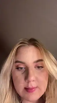 Snapshot of lwikaaa chatting on 03-21-25, 08:18 lwikaaa online show from 03-21-25, 08:18