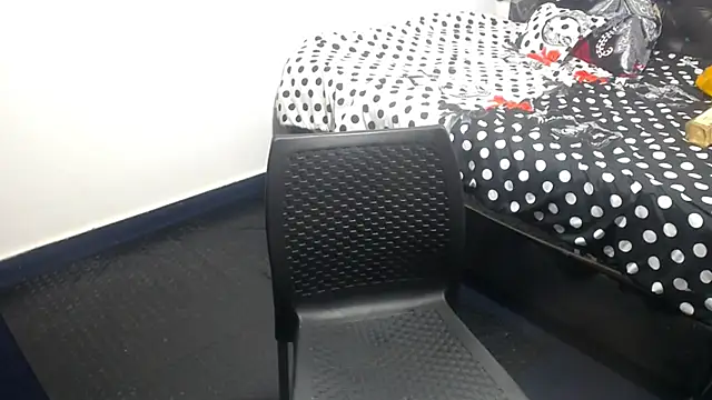 shopyymessyy online show from 02-14-25, 07:44