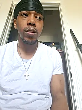 Snapshot of bigboytoy912 chatting on 05-15-26, 04:14 bigboytoy912 online show from 05-15-26, 04:14