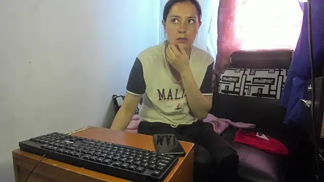 Snapshot of Nathaly_love96 chatting on 05-15-26, 06:59 Nathaly love96 online show from 05-15-26, 06:59