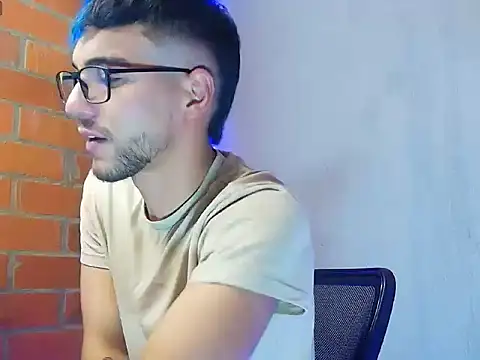 Leandro valenzuela online show from 11-13-25, 08:08