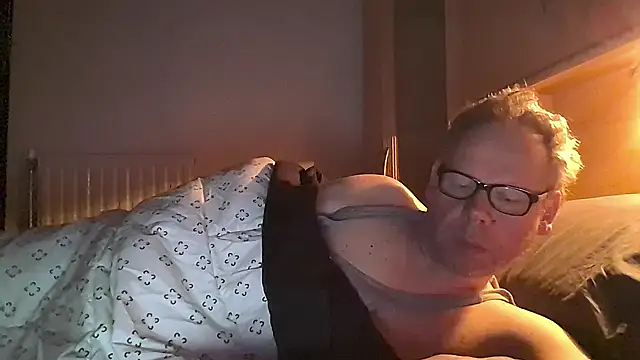 kinkyslet8 online show from 03-04-26, 05:57