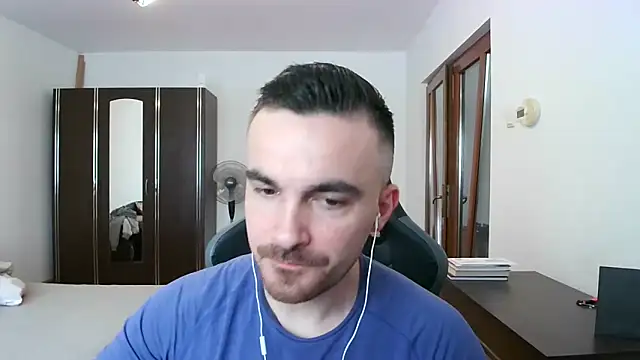 Snapshot of mu5clemania2 chatting on 02-07-26, 08:29 mu5clemania2 online show from 02-07-26, 08:29