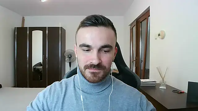 Snapshot of mu5clemania2 chatting on 02-17-26, 09:50 mu5clemania2 online show from 02-17-26, 09:50