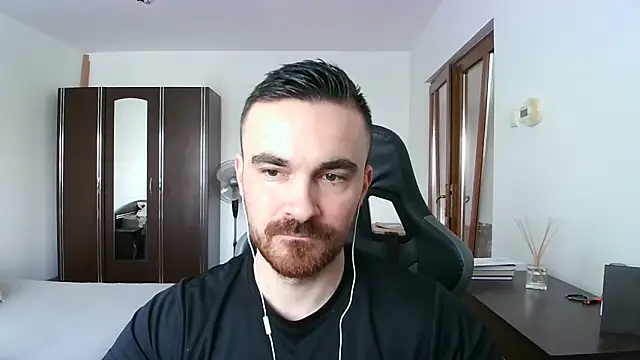 Snapshot of mu5clemania2 chatting on 02-22-26, 09:41 mu5clemania2 online show from 02-22-26, 09:41