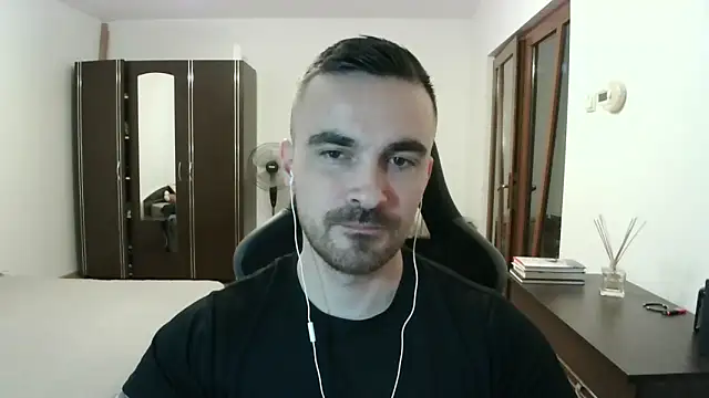 Snapshot of mu5clemania2 chatting on 02-27-26, 08:20 mu5clemania2 online show from 02-27-26, 08:20