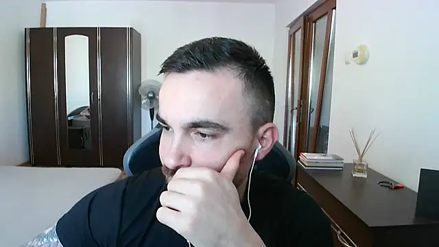 Snapshot of mu5clemania2 chatting on 03-06-26, 08:44 mu5clemania2 online show from 03-06-26, 08:44