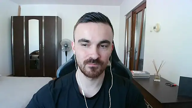 Snapshot of mu5clemania2 chatting on 03-07-26, 10:01 mu5clemania2 online show from 03-07-26, 10:01