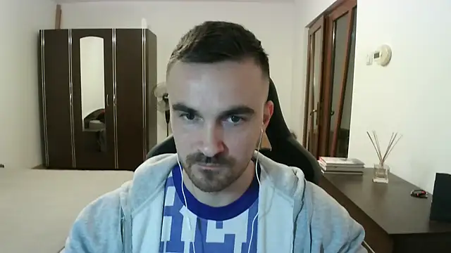 Snapshot of mu5clemania2 chatting on 03-14-26, 05:29 mu5clemania2 online show from 03-14-26, 05:29