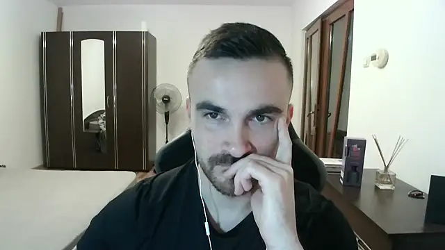 Snapshot of mu5clemania2 chatting on 03-19-26, 08:24 mu5clemania2 online show from 03-19-26, 08:24