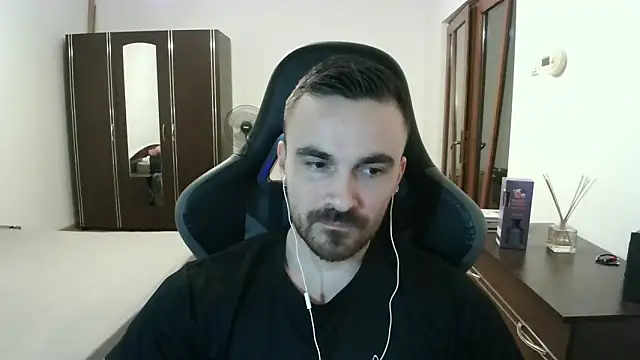 Snapshot of mu5clemania2 chatting on 03-24-26, 06:46 mu5clemania2 online show from 03-24-26, 06:46