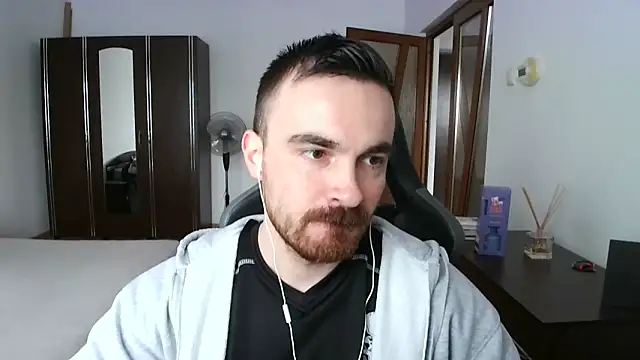 Snapshot of mu5clemania2 chatting on 03-29-26, 08:25 mu5clemania2 online show from 03-29-26, 08:25