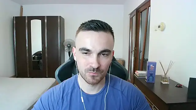 Snapshot of mu5clemania2 chatting on 04-02-26, 12:36 mu5clemania2 online show from 04-02-26, 12:36