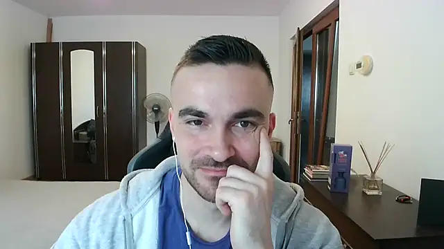 Snapshot of mu5clemania2 chatting on 04-03-26, 05:49 mu5clemania2 online show from 04-03-26, 05:49