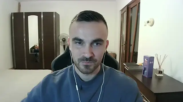 Snapshot of mu5clemania2 chatting on 04-13-26, 05:29 mu5clemania2 online show from 04-13-26, 05:29