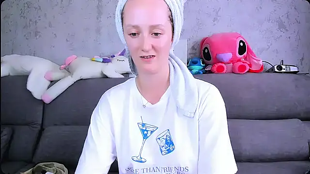 Snapshot of DreameSoul chatting on 07-10-26, 01:14 DreameSoul online show from 07-10-26, 01:14
