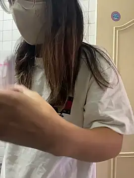 Snapshot of yourbootygirl chatting on 11-23-25, 04:01 yourbootygirl online show from 11-23-25, 04:01