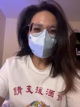 Snapshot of yourbootygirl chatting on 02-06-26, 04:32 yourbootygirl online show from 02-06-26, 04:32