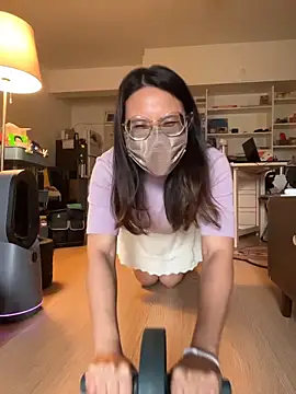 Snapshot of yourbootygirl chatting on 04-11-26, 07:02 yourbootygirl online show from 04-11-26, 07:02