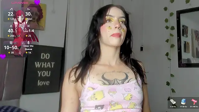 Snapshot of katt__black__ chatting on 07-10-26, 08:11 katt black online show from 07-10-26, 08:11