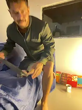 AndresSmith   online show from 03-16-26, 08:18