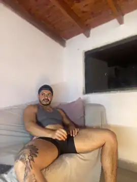 AndresSmith   online show from 04-17-26, 09:45