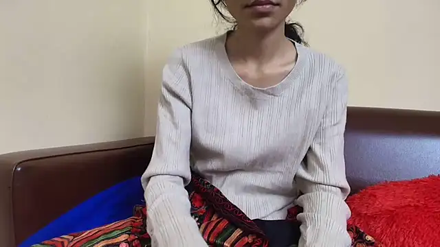 Snapshot of Srabontii chatting on 11-26-25, 08:32 Srabontii online show from 11-26-25, 08:32