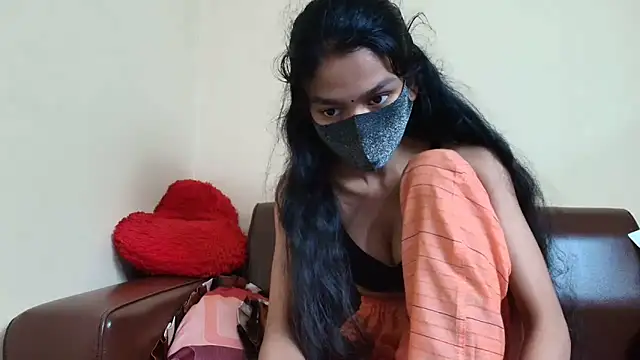 Snapshot of Srabontii chatting on 12-21-25, 11:28 Srabontii online show from 12-21-25, 11:28