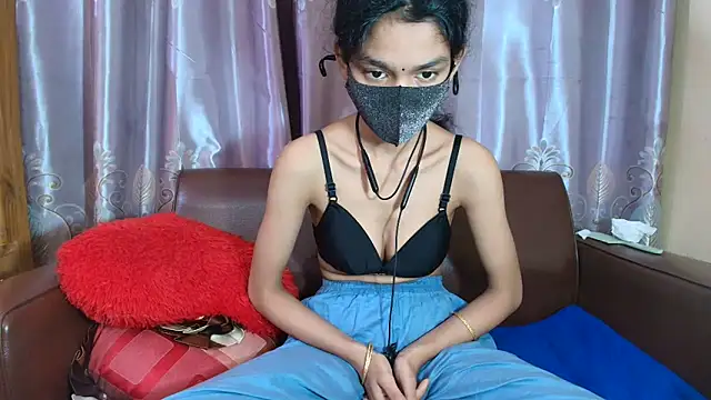 Snapshot of Srabontii chatting on 02-02-26, 01:10 Srabontii online show from 02-02-26, 01:10