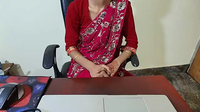 Snapshot of Srabontii chatting on 04-06-26, 02:51 Srabontii online show from 04-06-26, 02:51