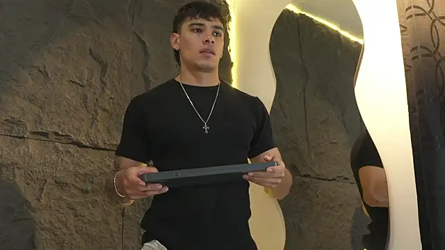 Snapshot of joseph_boy chatting on 03-06-26, 11:28 joseph boy online show from 03-06-26, 11:28