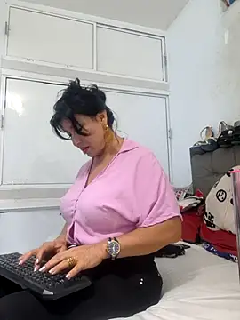 katysquirtdirty online show from 05-23-26, 11:31