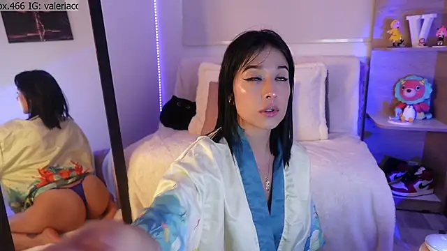 ValeriaCox online show from 09-19-25, 07:03